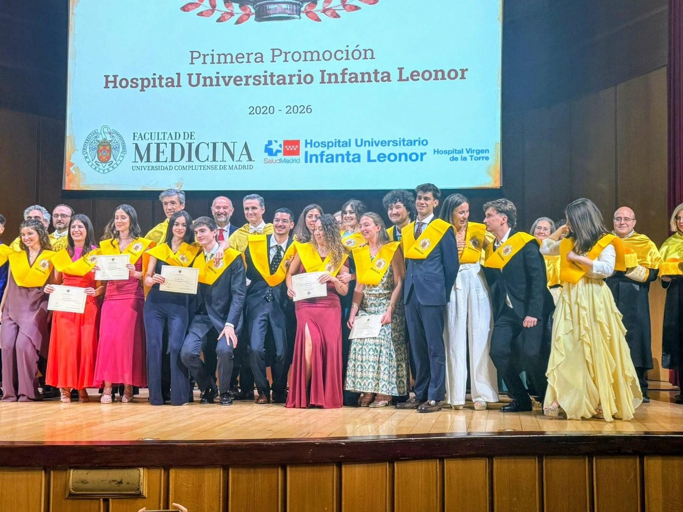 esta graduación marca un hito en la trayectoria del Hospital Universitario Infanta Leonor como centro docente vinculado a la Universidad Complutense de Madrid.