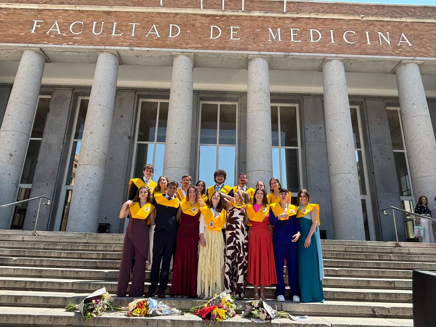 esta graduación marca un hito en la trayectoria del Hospital Universitario Infanta Leonor como centro docente vinculado a la Universidad Complutense de Madrid.