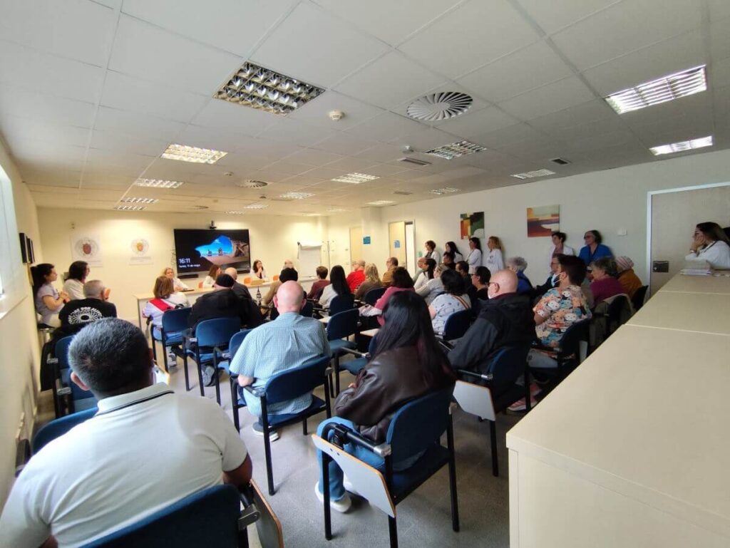 Bajo el lema “Conversando sobre tu salud”, el encuentro ha sido organizado por Hematología y Hemoterapia y la Unidad de experiencia del paciente del Hospital Universitario Infanta Leonor de Madrid.